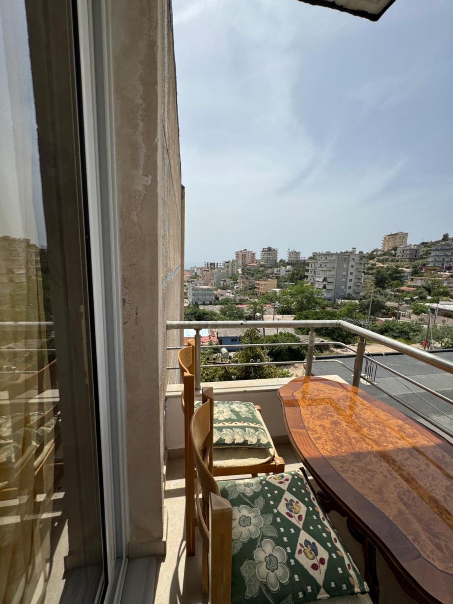 L.T. Noy'S Apartment Sarandë Exterior foto